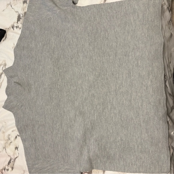 The Group (Babaton) Boiled Wool Boxy Turtleneck Heather Chrome L/XL - Picture 3 of 8